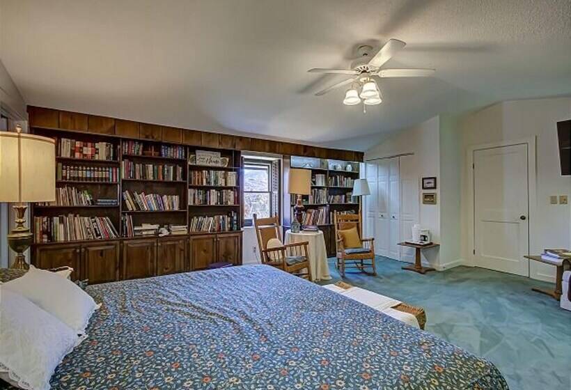 1间卧室的房子, Far Horizons #416