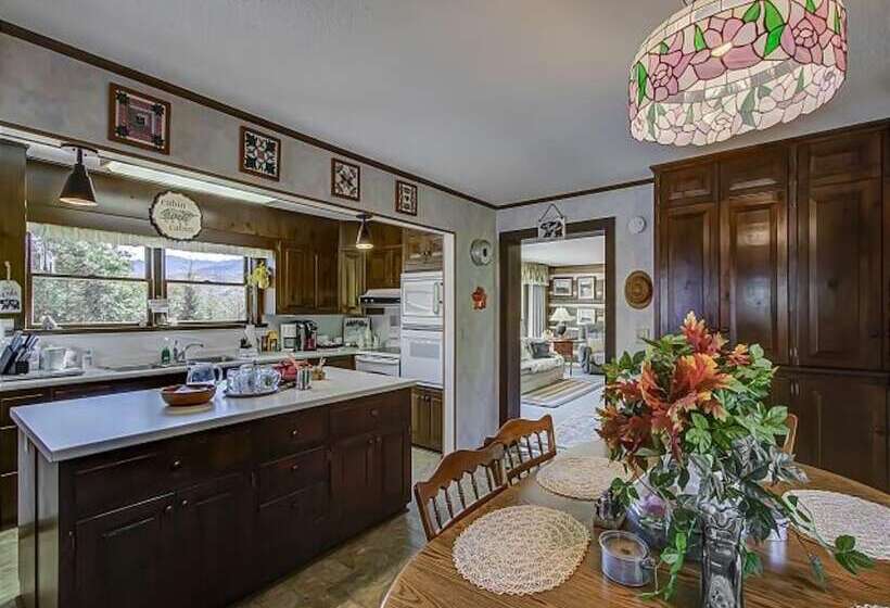 1间卧室的房子, Far Horizons #416