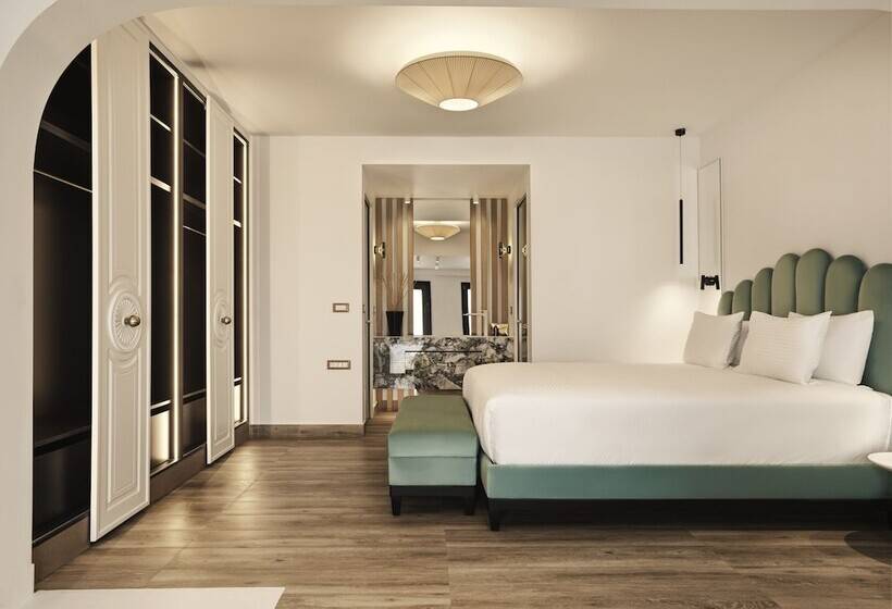 Deluxe Suite Sea View, Cresanto Luxury Suites