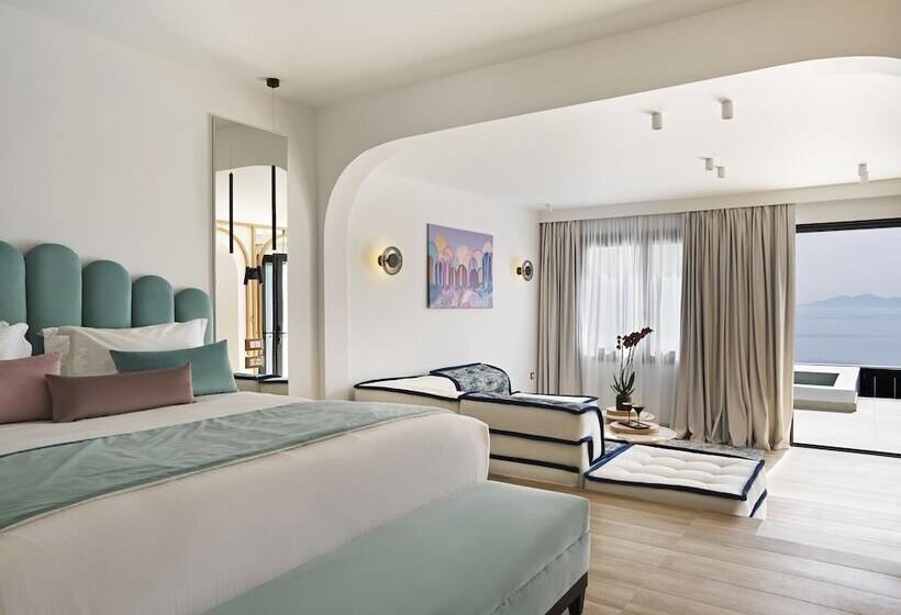 سوییت سوپریور با چشم‌انداز دریا, Cresanto Luxury Suites