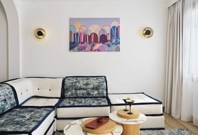 Suite Superior Vista Mar, Cresanto Luxury Suites