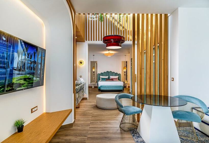 سوئیت پرزیدنت, Cresanto Luxury Suites