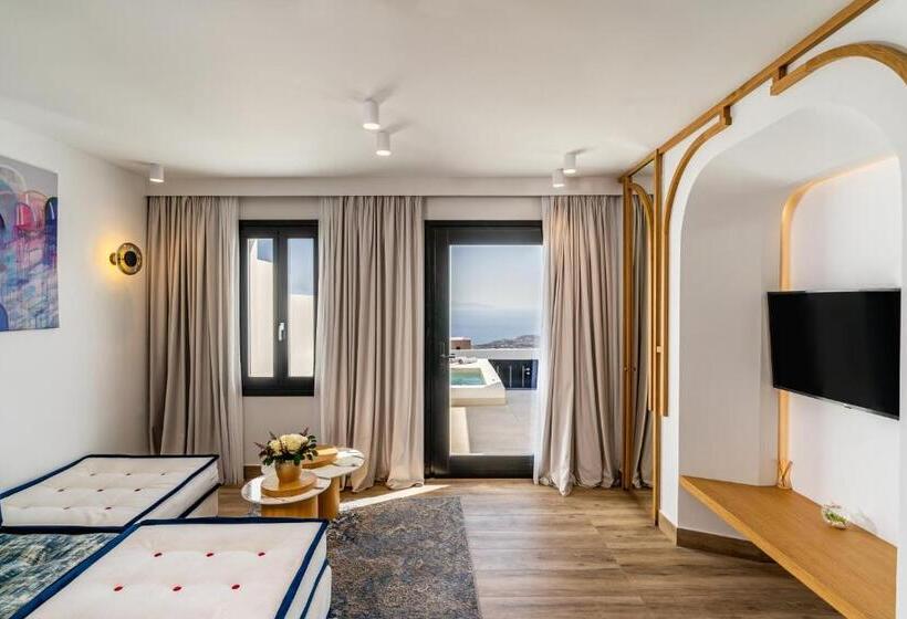 Suite Superior Vista Mar, Cresanto Luxury Suites