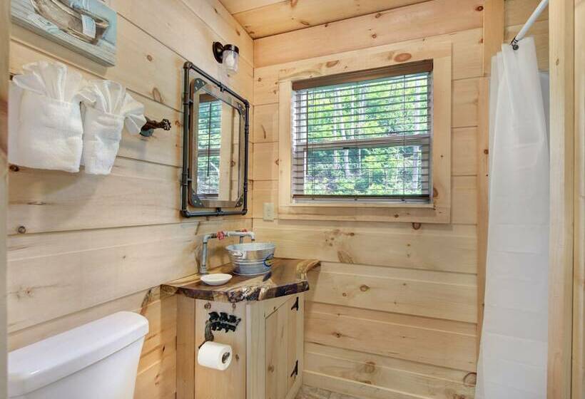 בקתה, Bearly Hidden By Jackson Mountain Rentals