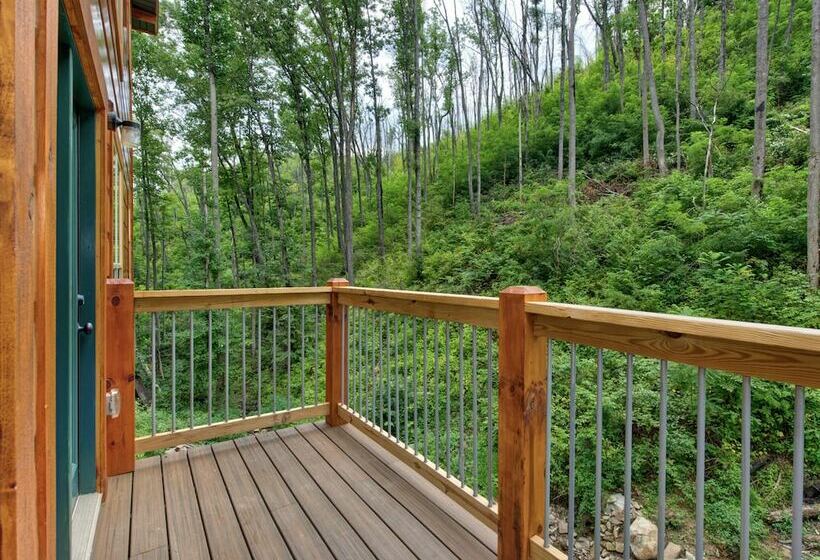 בקתה, Bearly Hidden By Jackson Mountain Rentals