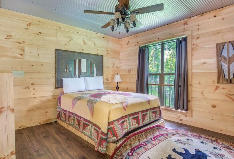 בקתה, Bearly Hidden By Jackson Mountain Rentals