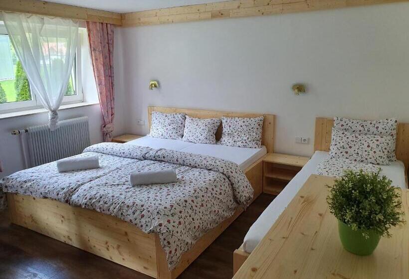 Номер Стандарт Трехместный, Pension Inge