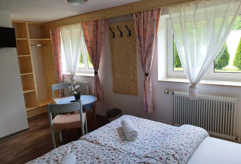 Номер Стандарт Трехместный, Pension Inge