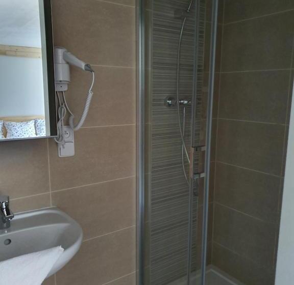 Номер Стандарт Трехместный, Pension Inge