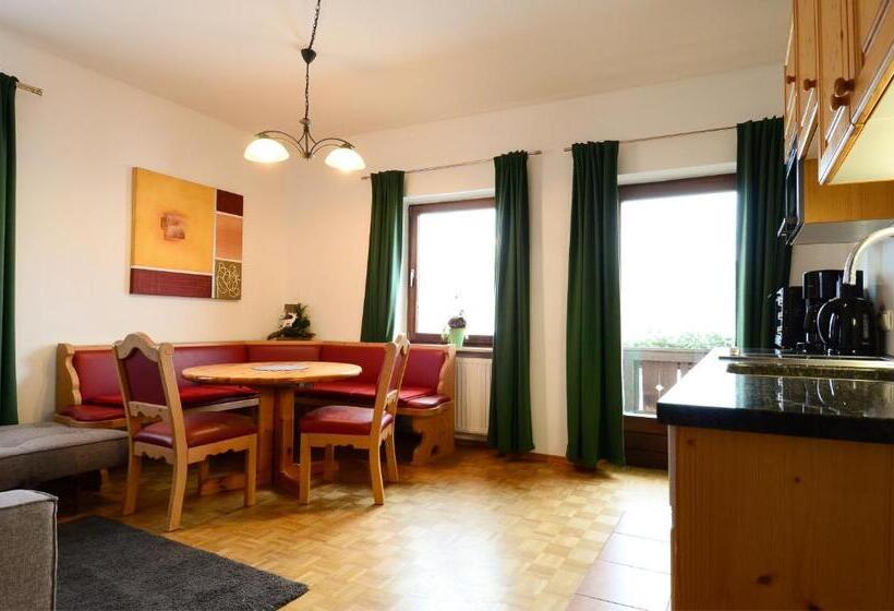 شقة غرفتين, Ferienhaus Schnitzhof