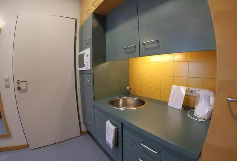 اتاق استاندارد سه نفره, Haus Mobene   Hotel Garni