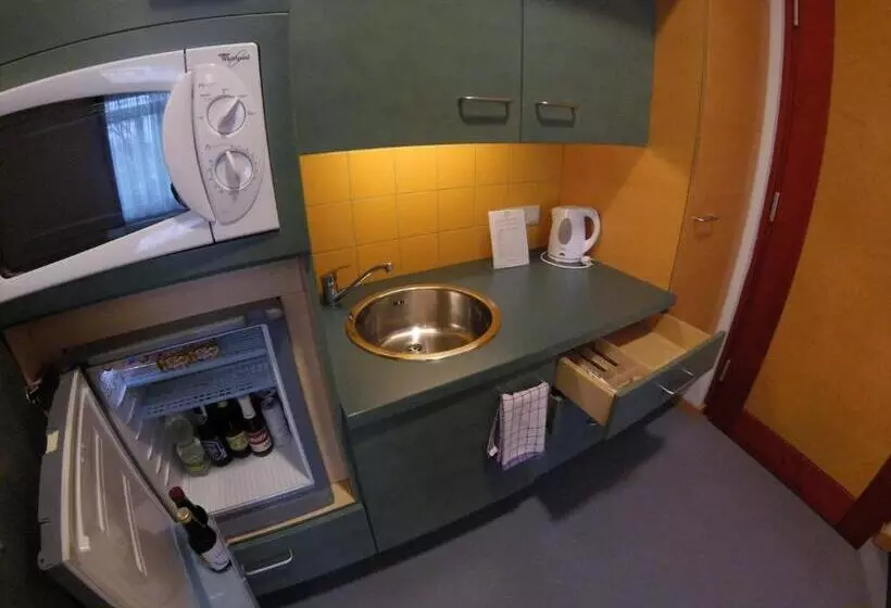 اتاق استاندارد سه نفره, Haus Mobene   Hotel Garni