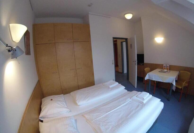 غرفة قياسية رباعية, Haus Mobene   Hotel Garni