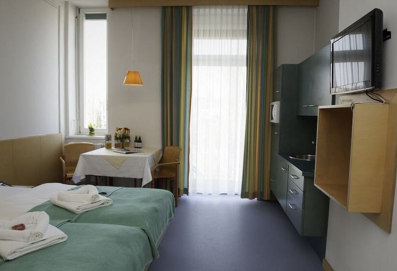 غرفة قياسية ثلاثية, Haus Mobene   Hotel Garni