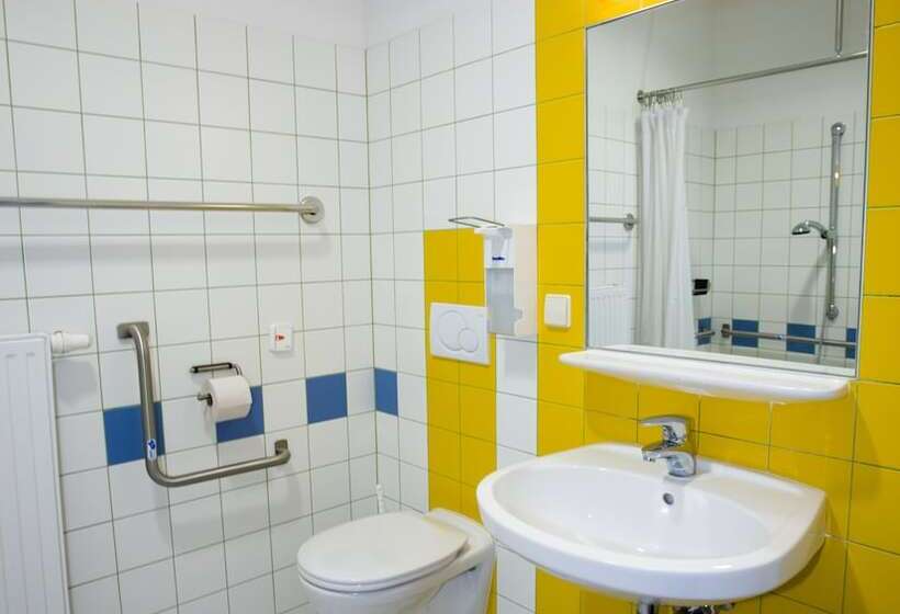 غرفة قياسية ثلاثية, Haus Mobene   Hotel Garni