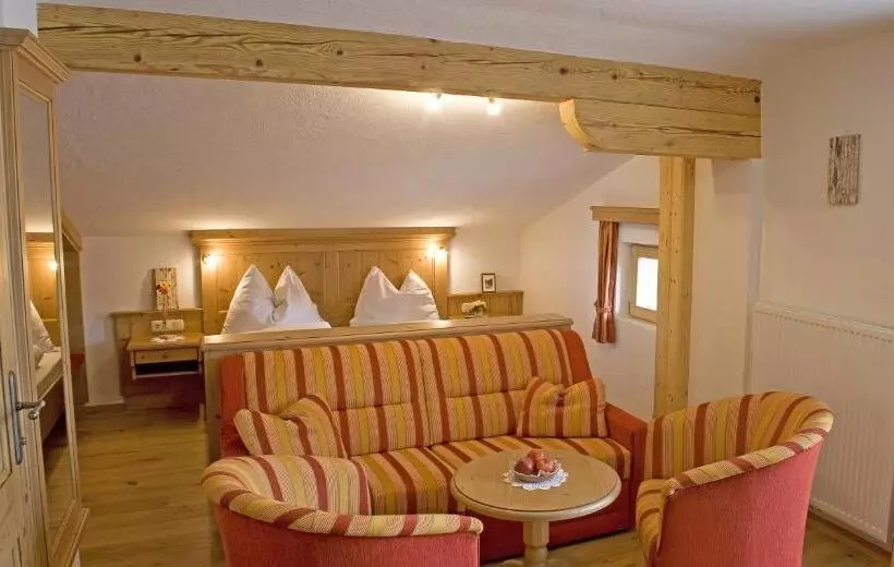 ファミリールーム, Herzoghof