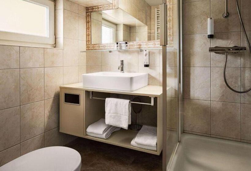 스탠다드 룸 거실포함, Amedia Plaza Wels, Trademark Collection By Wyndham