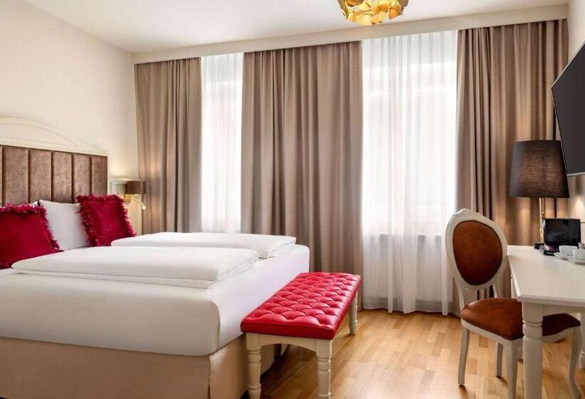 스탠다드 스튜디오, Amedia Plaza Wels, Trademark Collection By Wyndham