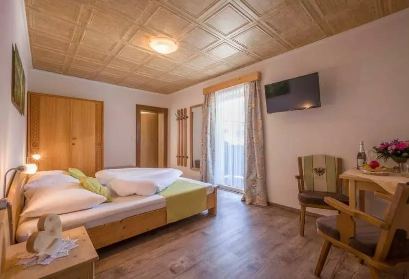 Standard-huone, Enzian