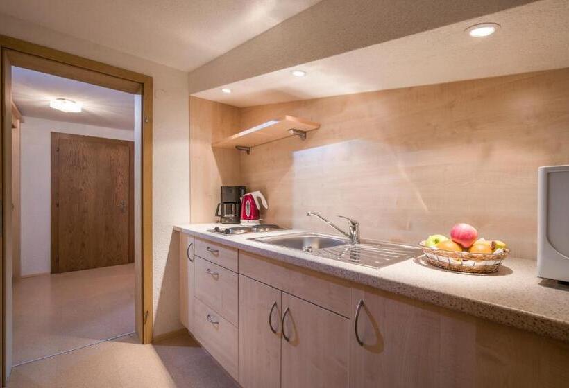 4인용 스탠다드 룸, Enzian