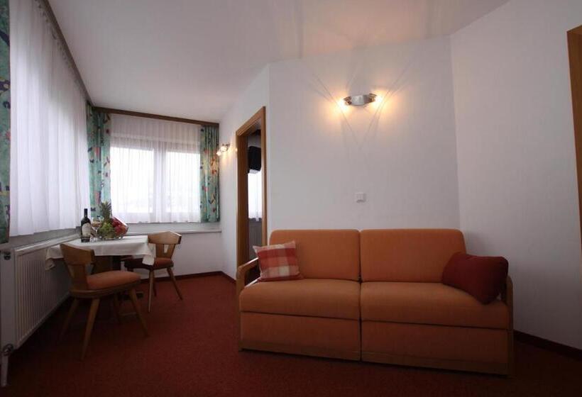 침실 1개 아파트, Garni Tirol