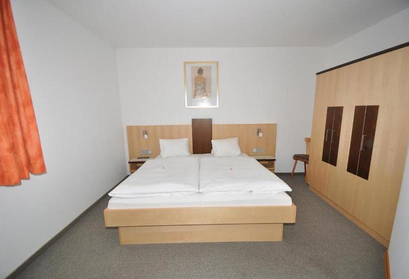 Апартаменты 1 Спальня, Garni Tirol