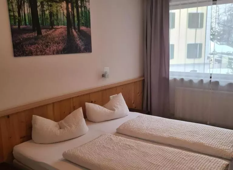 スタンダードルーム, Gasthof Hotel Kirchenwirt