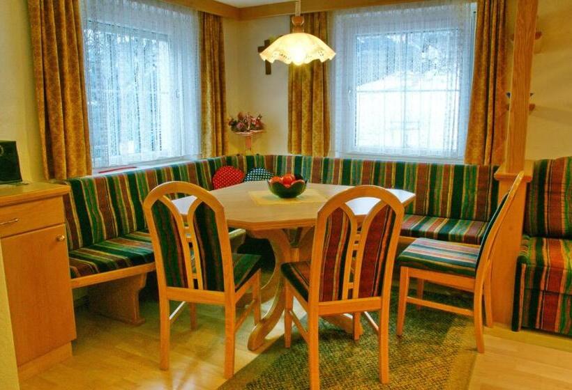 דירת שני חדרים, Haus Venetblick