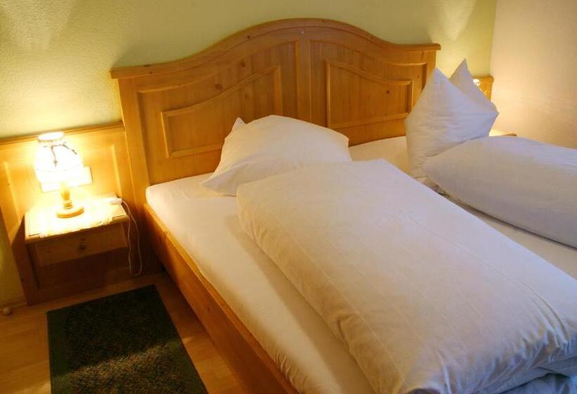 דירת שני חדרים, Haus Venetblick