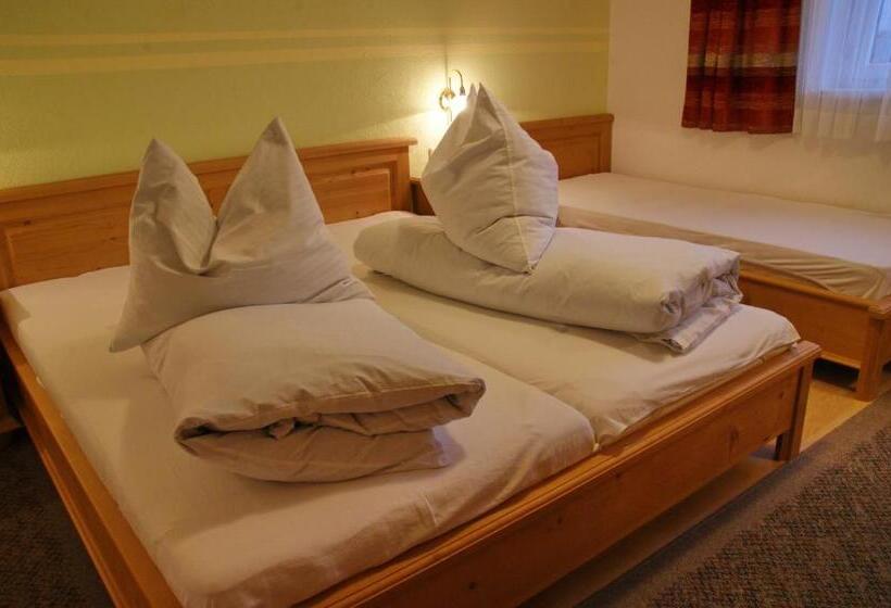 דירת שני חדרים, Haus Venetblick