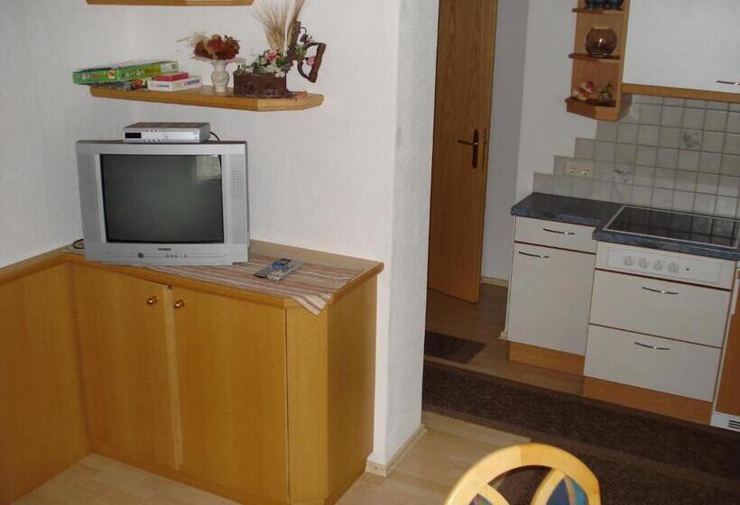 דירת שני חדרים, Haus Venetblick