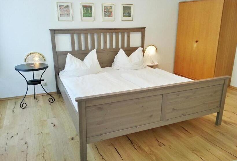 Номер Стандарт, Madar Café Restaurant Zum Fürsten