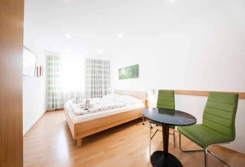 Номер Economy, Madar Café Restaurant Zum Fürsten