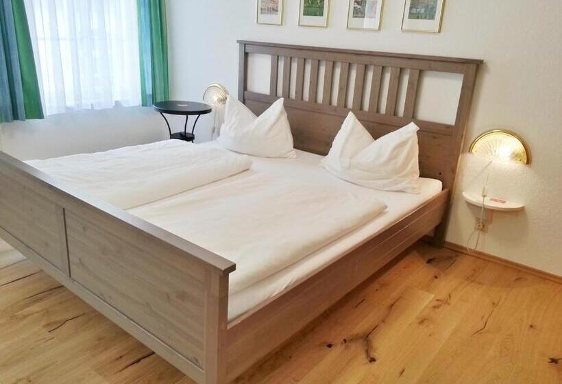 اتاق استاندارد, Madar Café Restaurant Zum Fürsten
