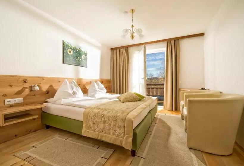 Standard Room, Muhr