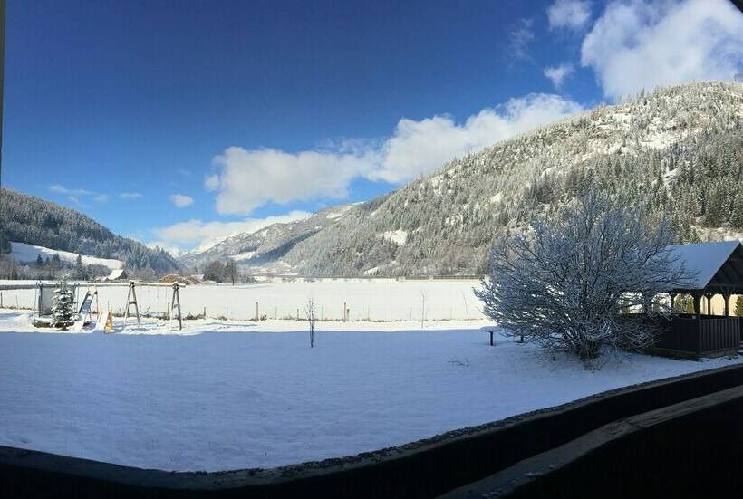 带双人床的基本房间, Ski Vital