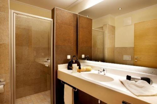 バルコニー付きスタンダードルーム, Sonnblick Apartments Und Zimmer   Nationalpark Sommercard Inklusive