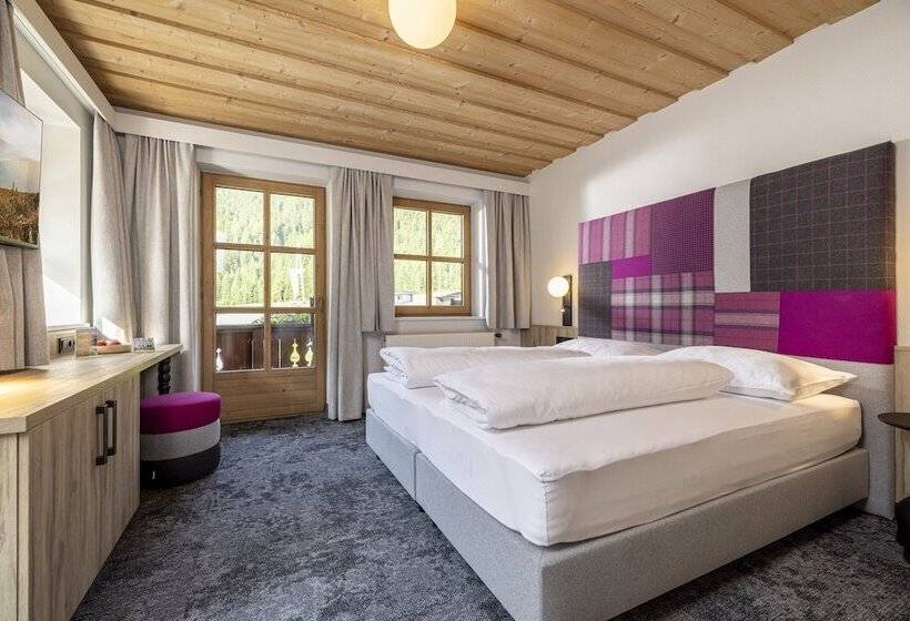 Полулюкс, Kinder  & Gletscherhotel Hintertuxerhof