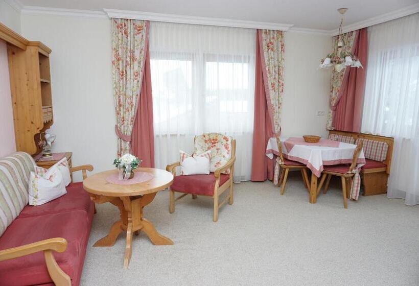 דירה בת חדר שינה 1 עם מרפסת, Landhaus Achental