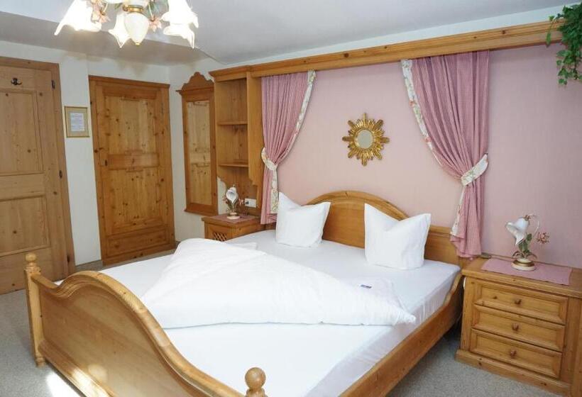 חדר סטנדרט עם מרפסת, Landhaus Achental