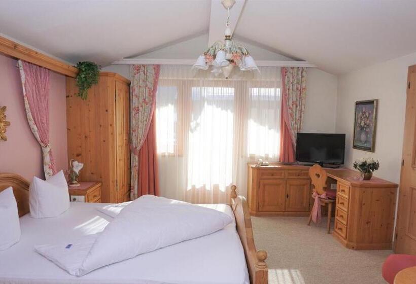 חדר סטנדרט עם מרפסת, Landhaus Achental