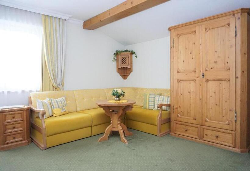 חדר סטנדרט עם מרפסת, Landhaus Achental