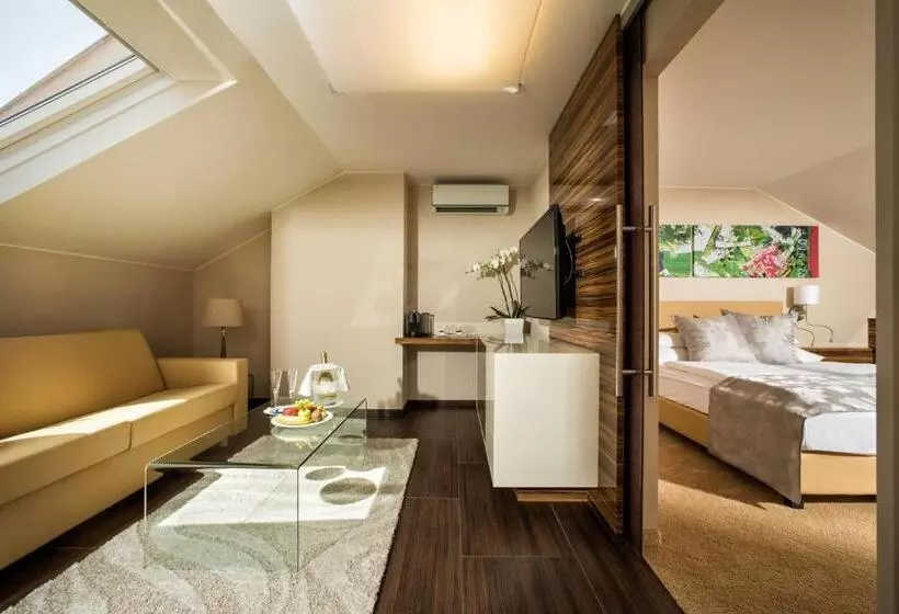 スイート, Thermalhotel Leitner