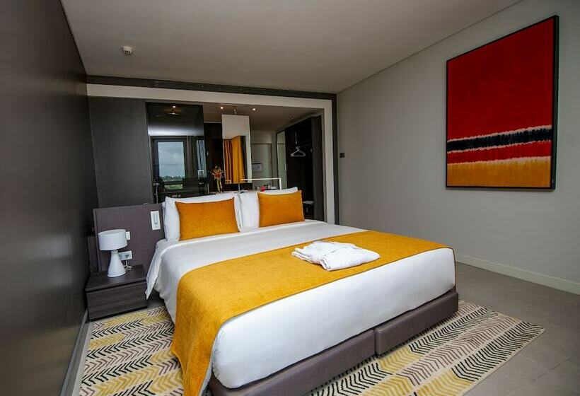 اتاق اجرایی, Noom Hotel Abidjan Plateau