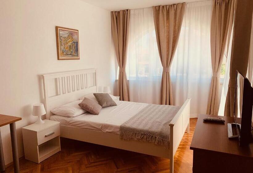 4인용 스탠다드 룸, Linc Rooms & Apartments