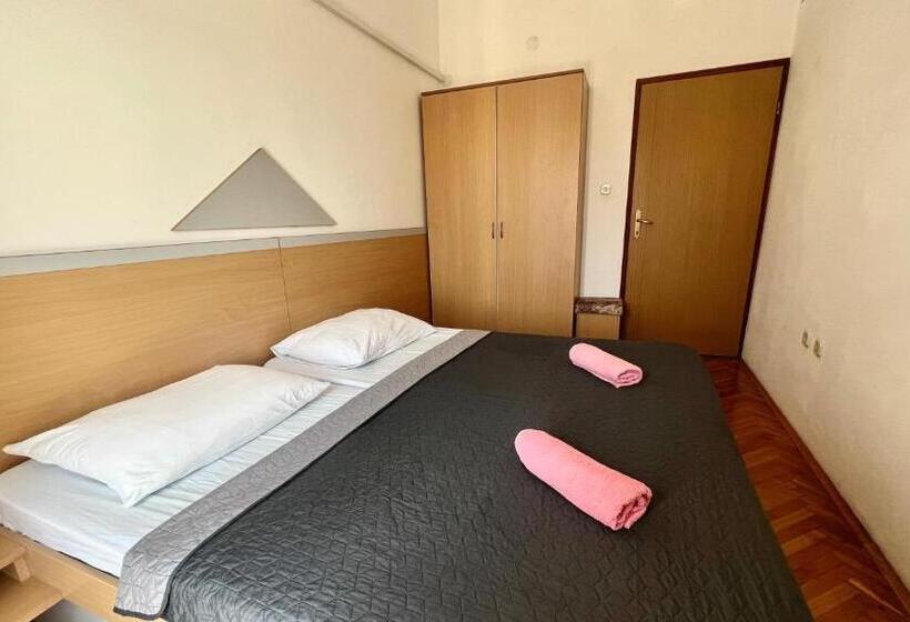 침실 1개 테라스 아파트, Linc Rooms & Apartments
