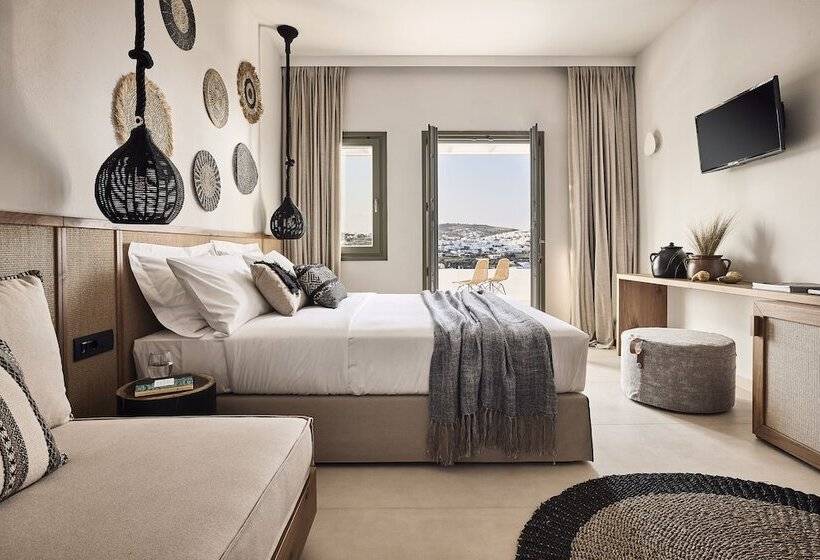 جناح جونيور ديلوكس, Nival Boutique