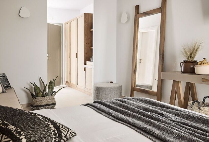 جناح جونيور ديلوكس, Nival Boutique