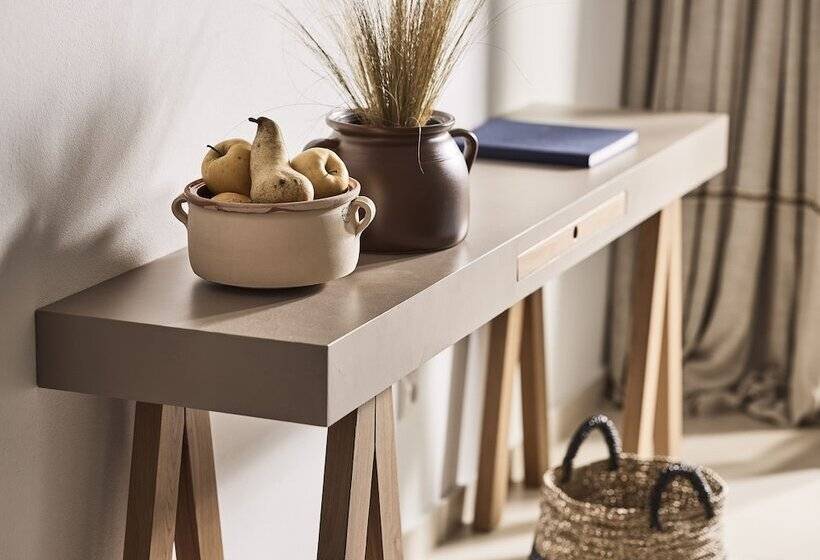 جناح جونيور ديلوكس, Nival Boutique