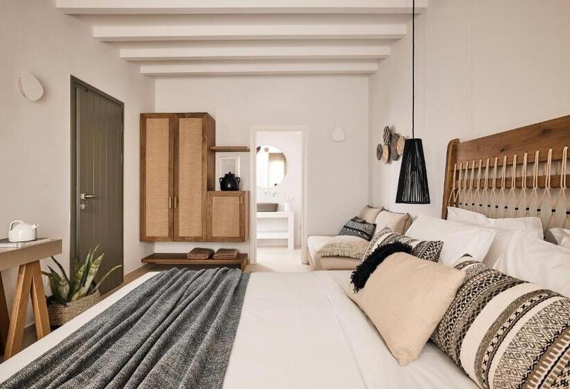 جناح جونيور ديلوكس, Nival Boutique